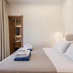 Aurea Villa *