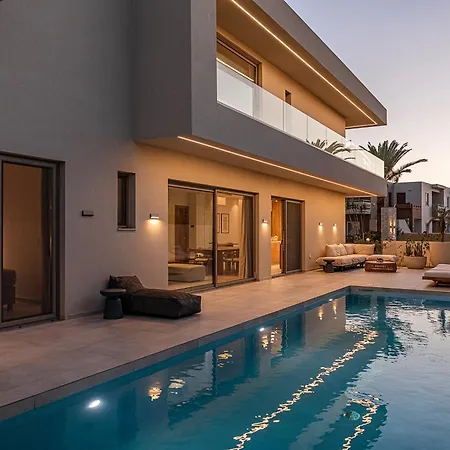 Aurea Villa *