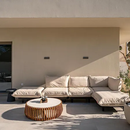 Aurea Villa
