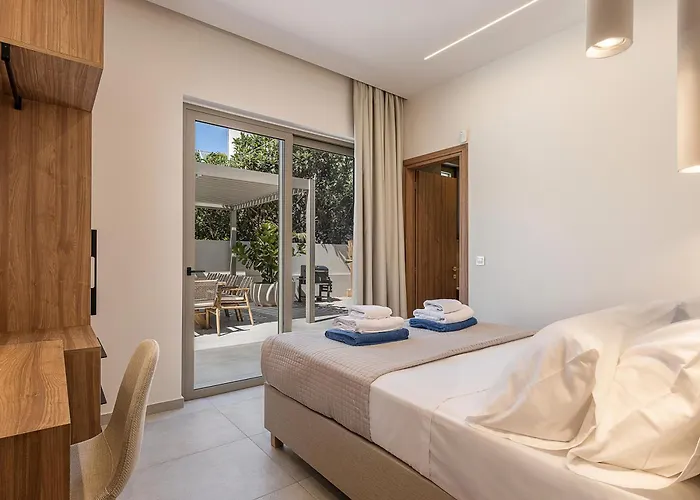 Aurea Villa Kato Daratso